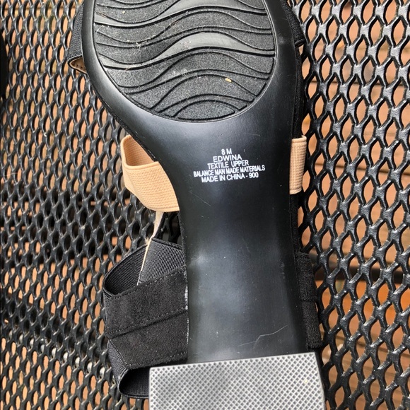 Impo- Edwina NWOT black & beige sandals, size 8 M - Picture 10 of 14